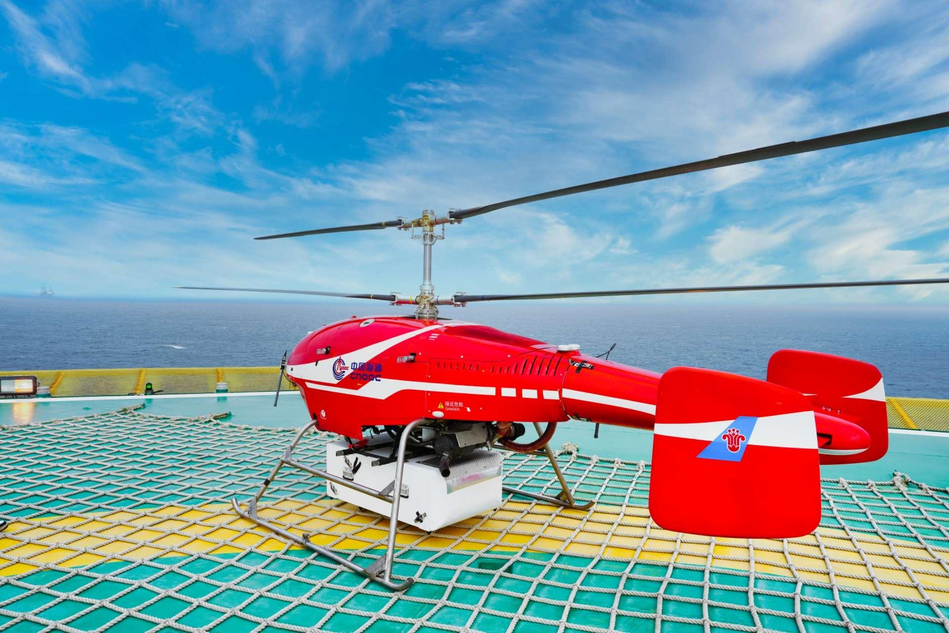 我国海上油田首次实现无人机规模化作业