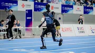 国产人形机器人跑出突围加速度