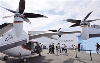 直面发展关卡 产业蓄能向上 eVTOL竞速低空经济商业蓝海